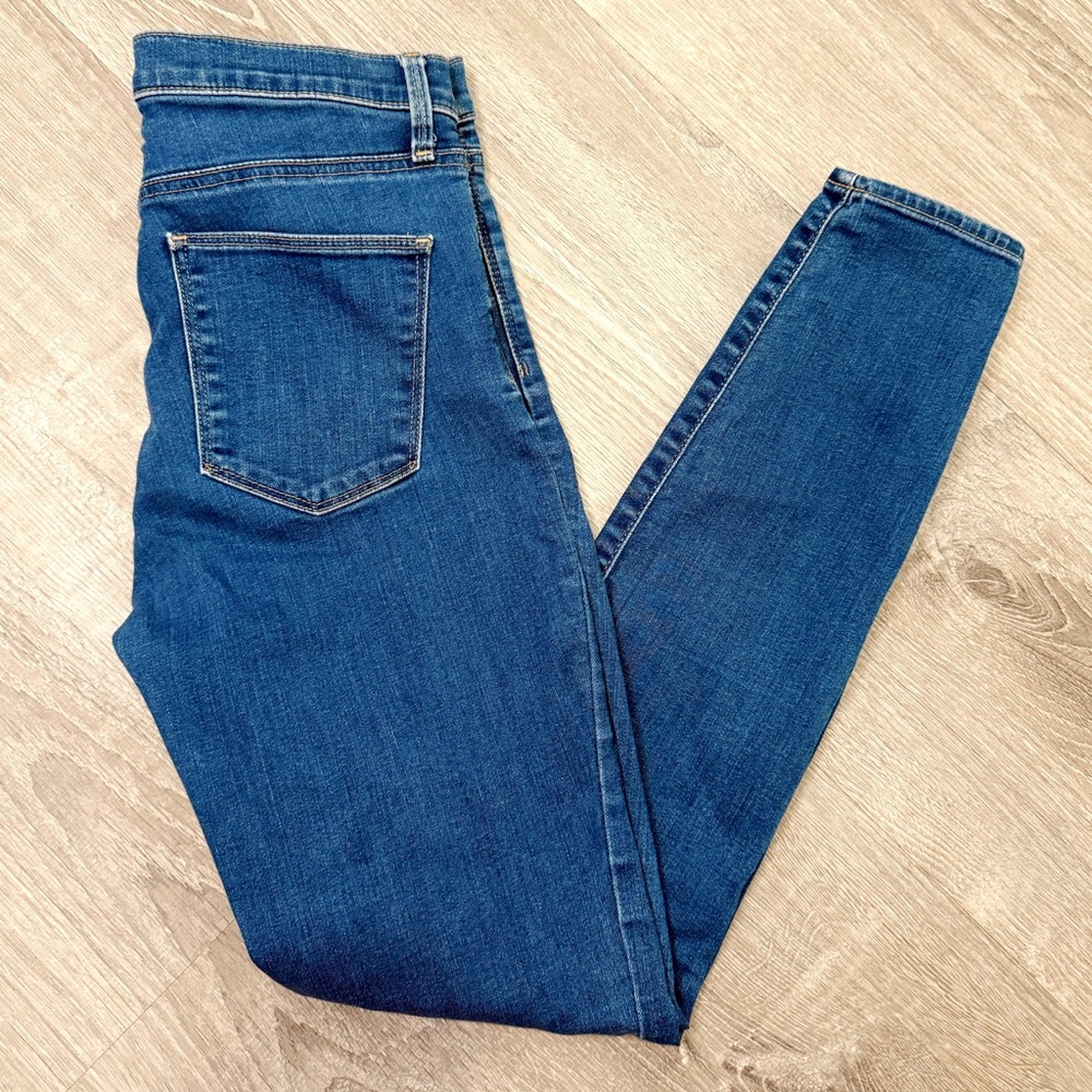 •GAP• SKINNY JEANS